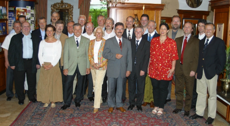 Gruppe_5380_neu.jpg (280808 Byte)